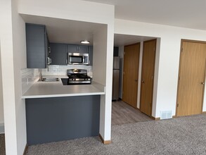 Marcell Ridge Apartments in Rockford, MI - Building Photo - Building Photo