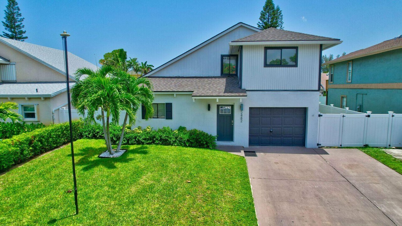 2482 Sundy Ave in Delray Beach, FL - Building Photo