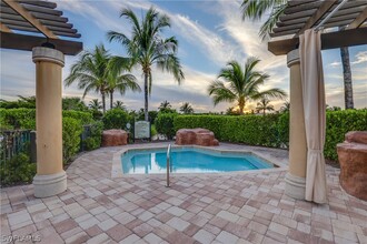 9254 Veneto Pl in Naples, FL - Building Photo - Building Photo