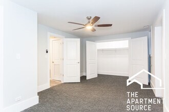 2922 W Logan Blvd, Unit GDN in Chicago, IL - Building Photo - Building Photo
