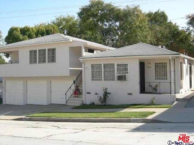 property at 3968 Verdugo Rd