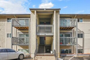 5030 El Camino Dr in Colorado Springs, CO - Building Photo