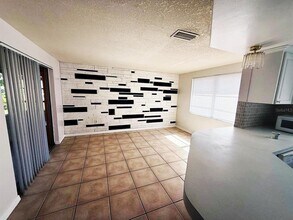 1164 Chelsea Ln in Holiday, FL - Building Photo - Building Photo
