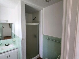 208 Southview Dr in Henderson, TX - Building Photo
