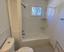 18 Mountain View Pl in Montclair, NJ - Foto de edificio - Building Photo