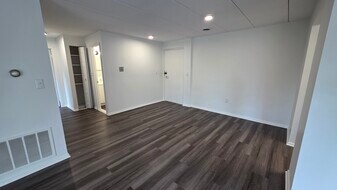 11 Hill Rd, Unit 11 Hill in Belmont, MA - Building Photo