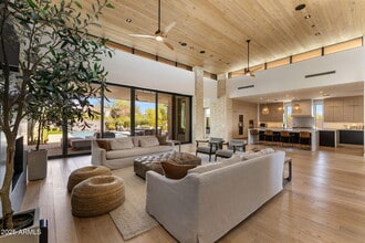 24591 N 90th Way in Scottsdale, AZ - Building Photo - Building Photo