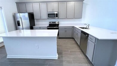 1663 Cross Prairie Pkwy in Kissimmee, FL - Building Photo - Building Photo