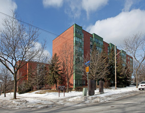 Griggs Manor I & II in Toronto, ON - Building Photo - Building Photo