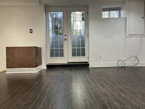 10 Burgby Av, Unit 2 in Brampton, ON - Building Photo - Building Photo