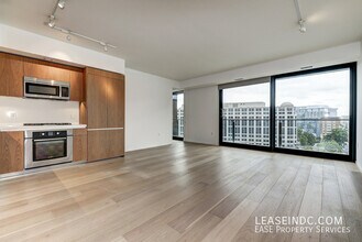 920 I St NW in Washington, DC - Building Photo - Building Photo