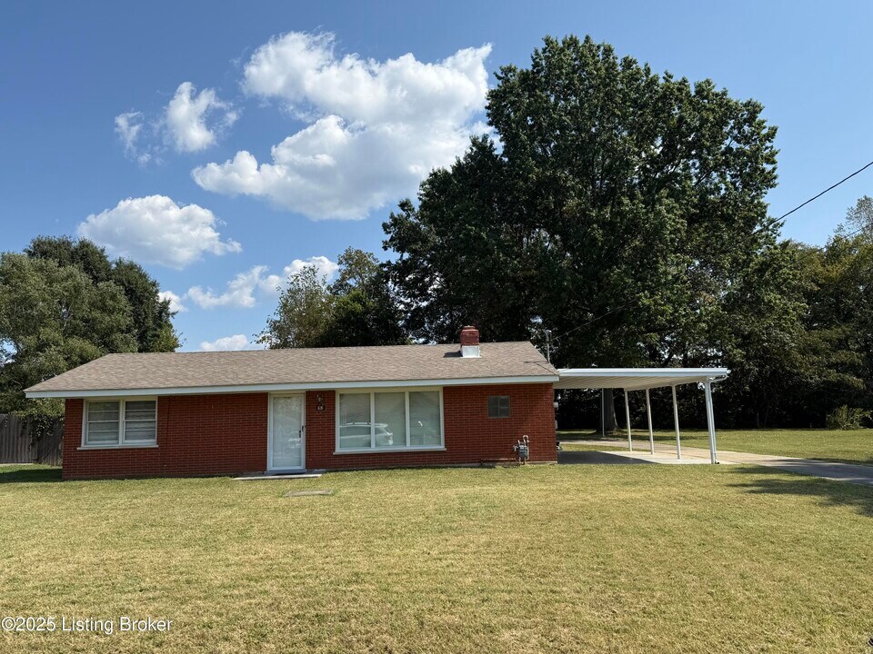 162 Robin Rd in Louisville, KY - Building Photo