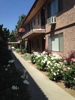 5132 N Glendora Ave, Unit 10 in Covina, CA - Building Photo