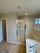 112 Splendor Gdn Wy in Stephenson, VA - Building Photo - Building Photo