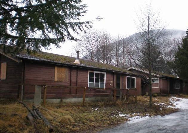 861 Sawmill Creek Rd in Sitka, AK - Foto de edificio - Building Photo