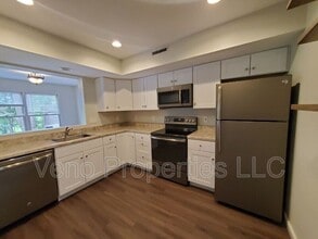 66 Plaza Ave in Rensselaer, NY - Building Photo - Building Photo