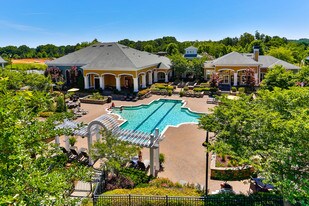 Cottonwood Reserve in Charlotte, NC - Building Photo