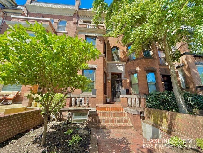 property at 2326 1st St NW