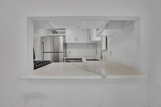 3 Trolley Crossing Ln in Middletown, CT - Building Photo - Building Photo