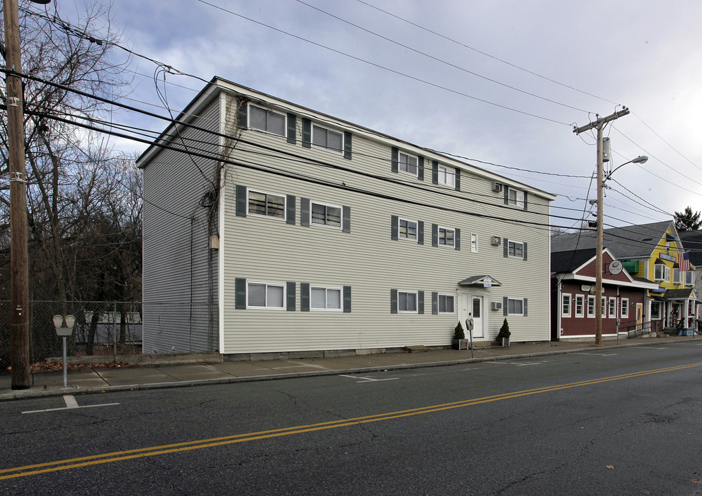165 Main St in Maynard, MA - Foto de edificio