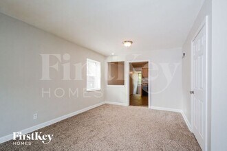 1085 Colby Ave in University City, MO - Building Photo - Building Photo