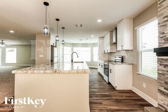 8038 W Windrose Dr in Peoria, AZ - Foto de edificio - Building Photo