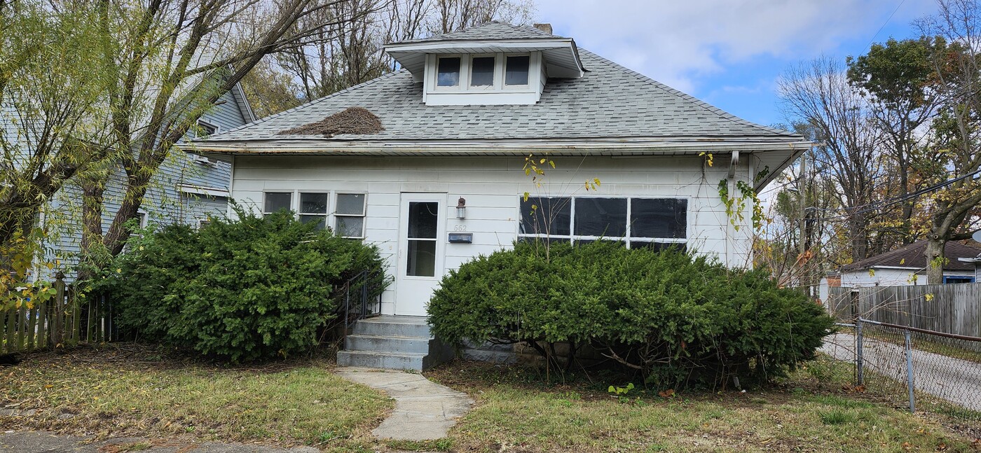 662 Linden St in Terre Haute, IN - Building Photo