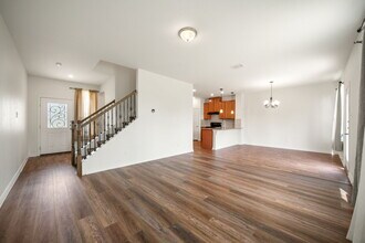 3218 Comanche Crossing in San Antonio, TX - Building Photo - Building Photo