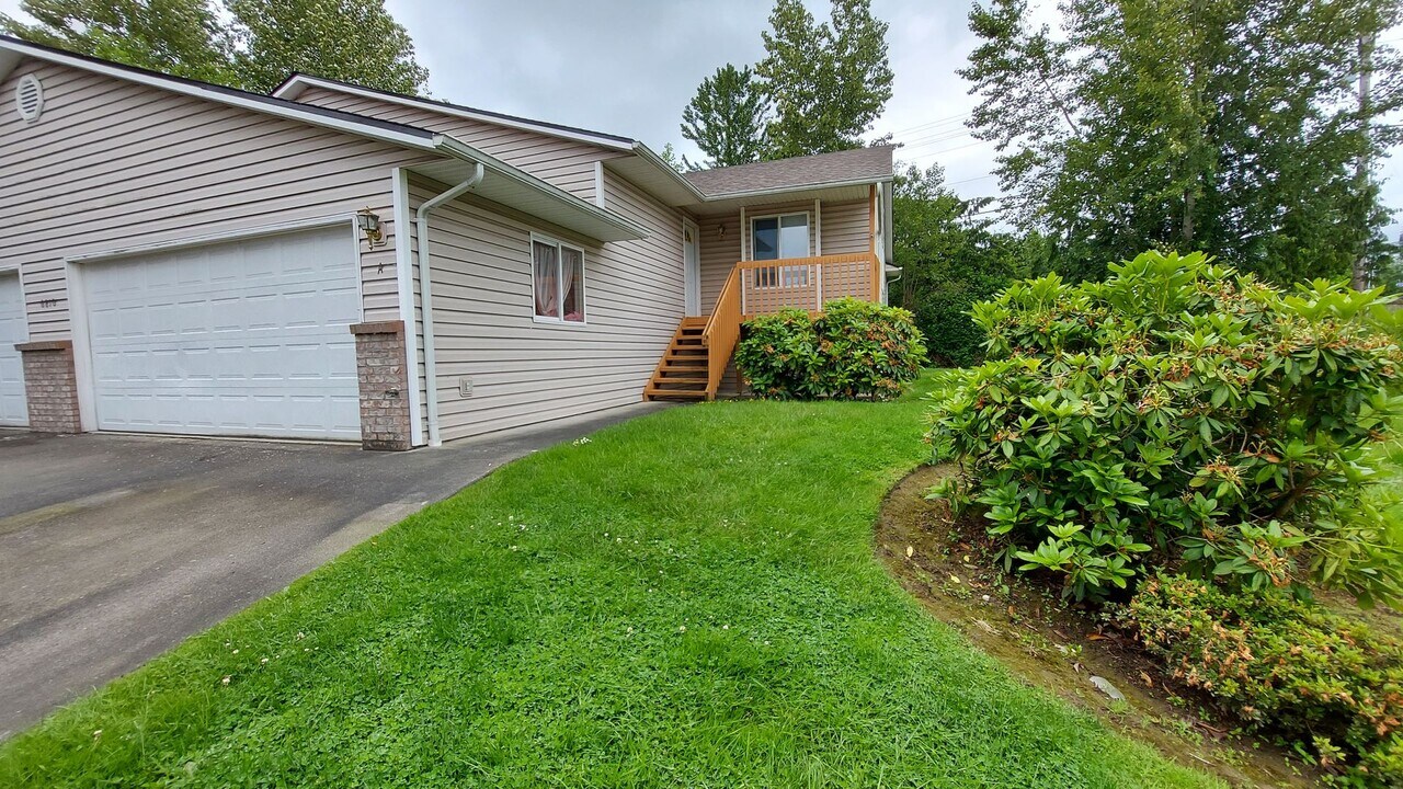 6810 64th Pl NE in Marysville, WA - Building Photo