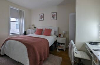 1117 Commonwealth Ave in Boston, MA - Building Photo - Building Photo