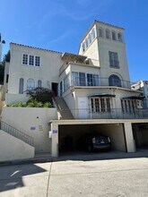 2041 High Tower Dr, Unit 1/2 in Los Angeles, CA - Building Photo - Building Photo