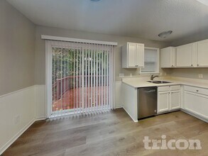 1017 Laurel Leaf Rd in Zebulon, NC - Building Photo - Building Photo