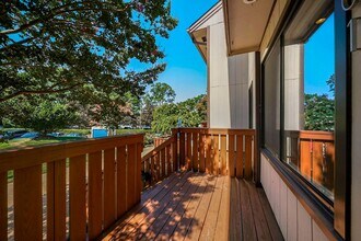 1701 Westwind Way in McLean, VA - Building Photo - Building Photo