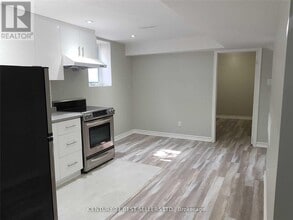 48 Marrakesh Dr in Toronto, ON - Building Photo - Building Photo