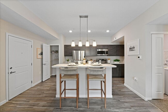 Thornton Hall in Reynoldsburg, OH - Foto de edificio - Interior Photo