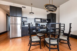 1011 Canal St, Unit SI FL3-ID1513954P in New Orleans, LA - Building Photo - Building Photo