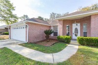 6991 Raburn Rd in Pensacola, FL - Building Photo - Building Photo