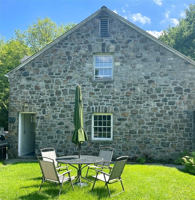 property at 4 Old Grange Rd