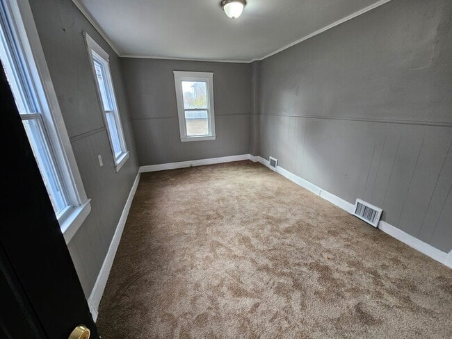 property at 1148 Norwood Rd