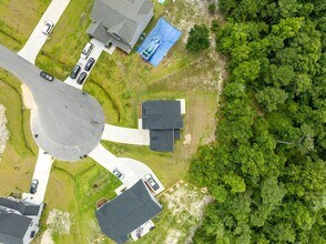 215 Purple Martin Dr in Hubert, NC - Building Photo - Building Photo