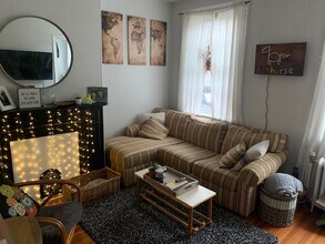 Fourth and Spring in Easton, PA - Foto de edificio - Interior Photo