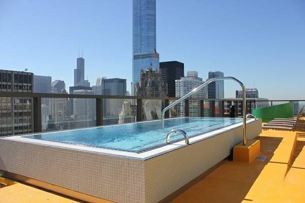 201 E Grand Ave, Unit 2611 in Chicago, IL - Building Photo