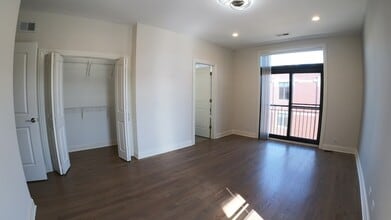 1701 W Chicago Ave in Chicago, IL - Building Photo - Building Photo