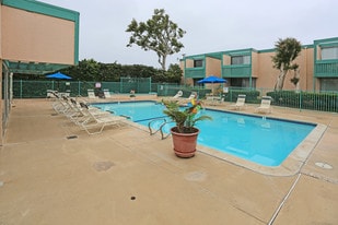 Sandpointe Apartment Homes in Oceanside, CA - Building Photo