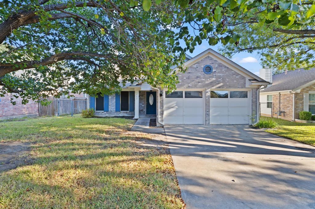 504 Brookside Pass in Cedar Park, TX - Foto de edificio