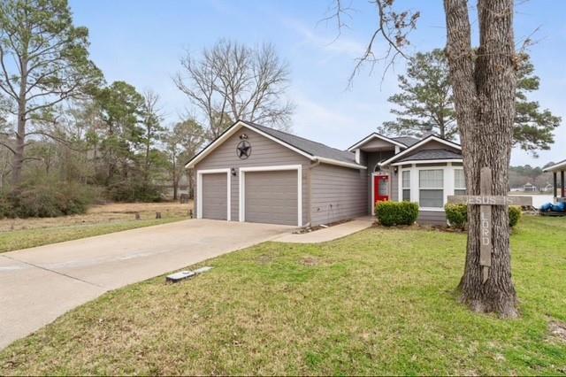 467 Pinnacle in Trinity, TX - Building Photo