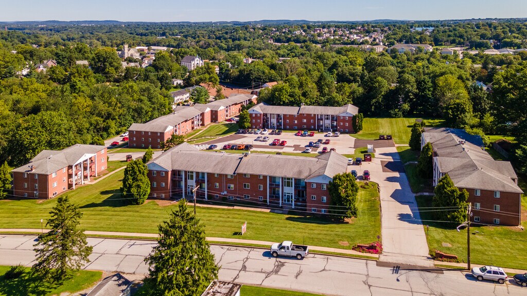 Highview Gardens Apartments in Spring City, PA