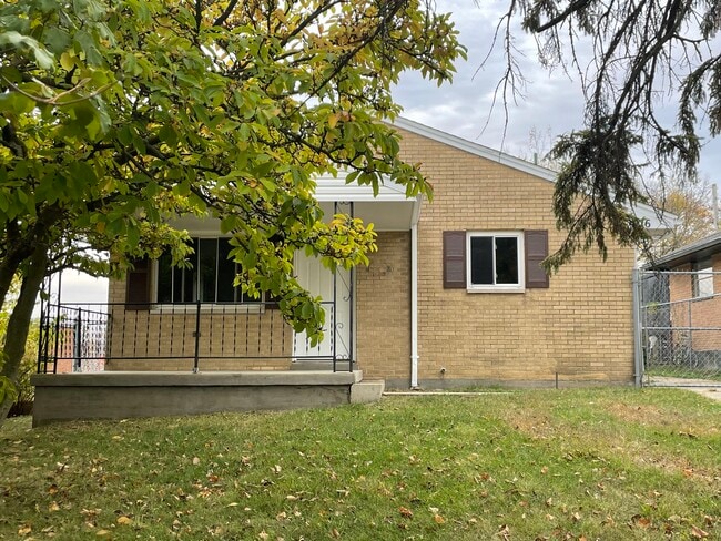 property at 326 Blackwood Ave