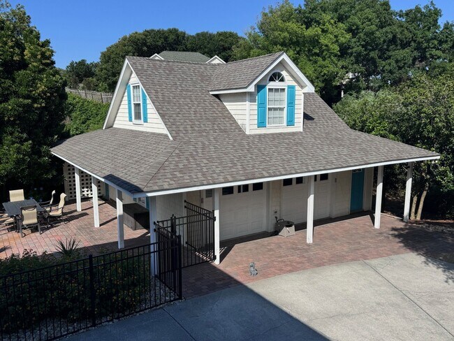 property at 4326 Shady Ln