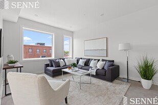 24 Horace St, Unit 206 in Somerville, MA - Building Photo